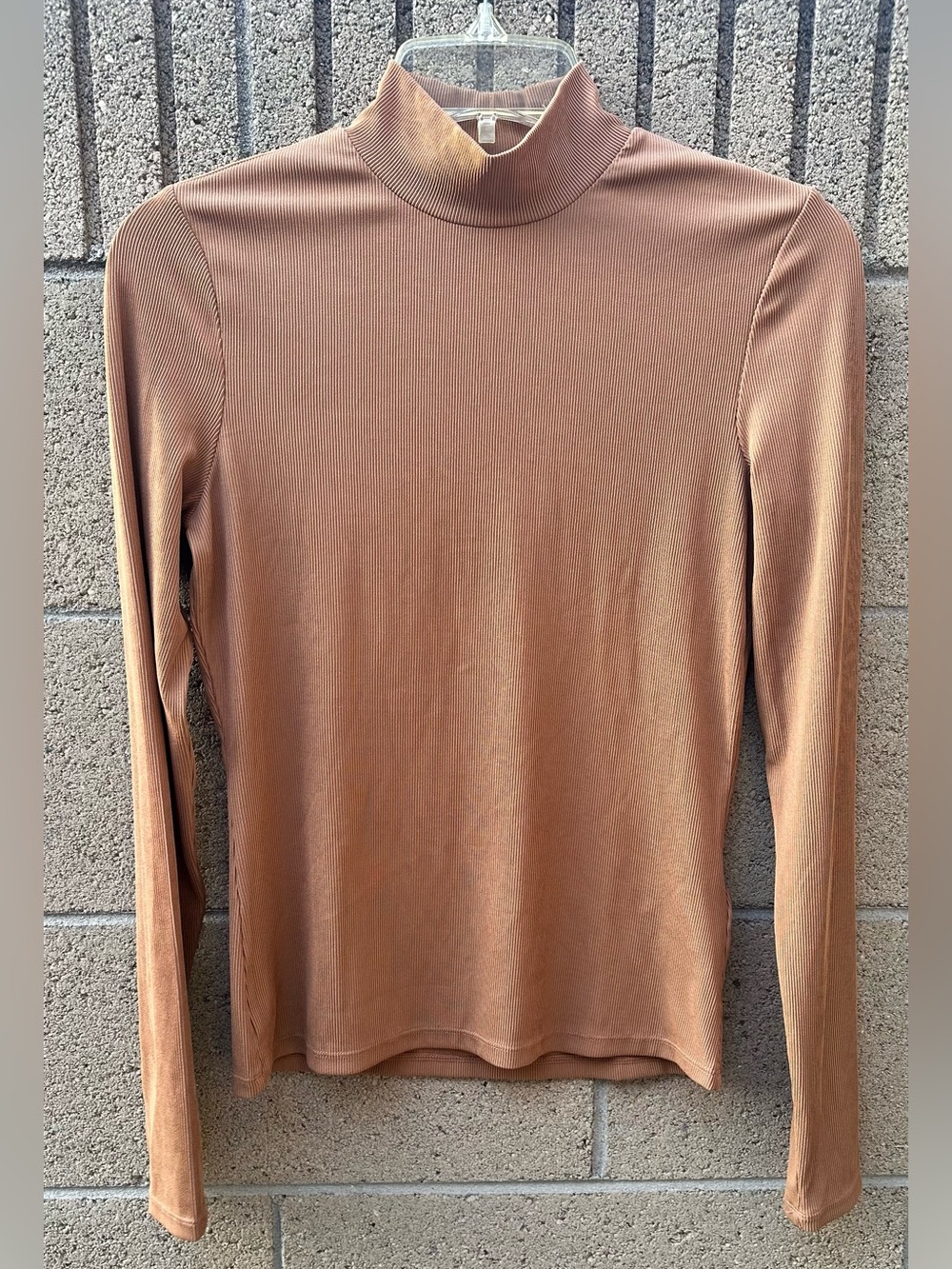 H&M | Women’s S Mocha Ribbed Long Sleeved Mock Neck Top